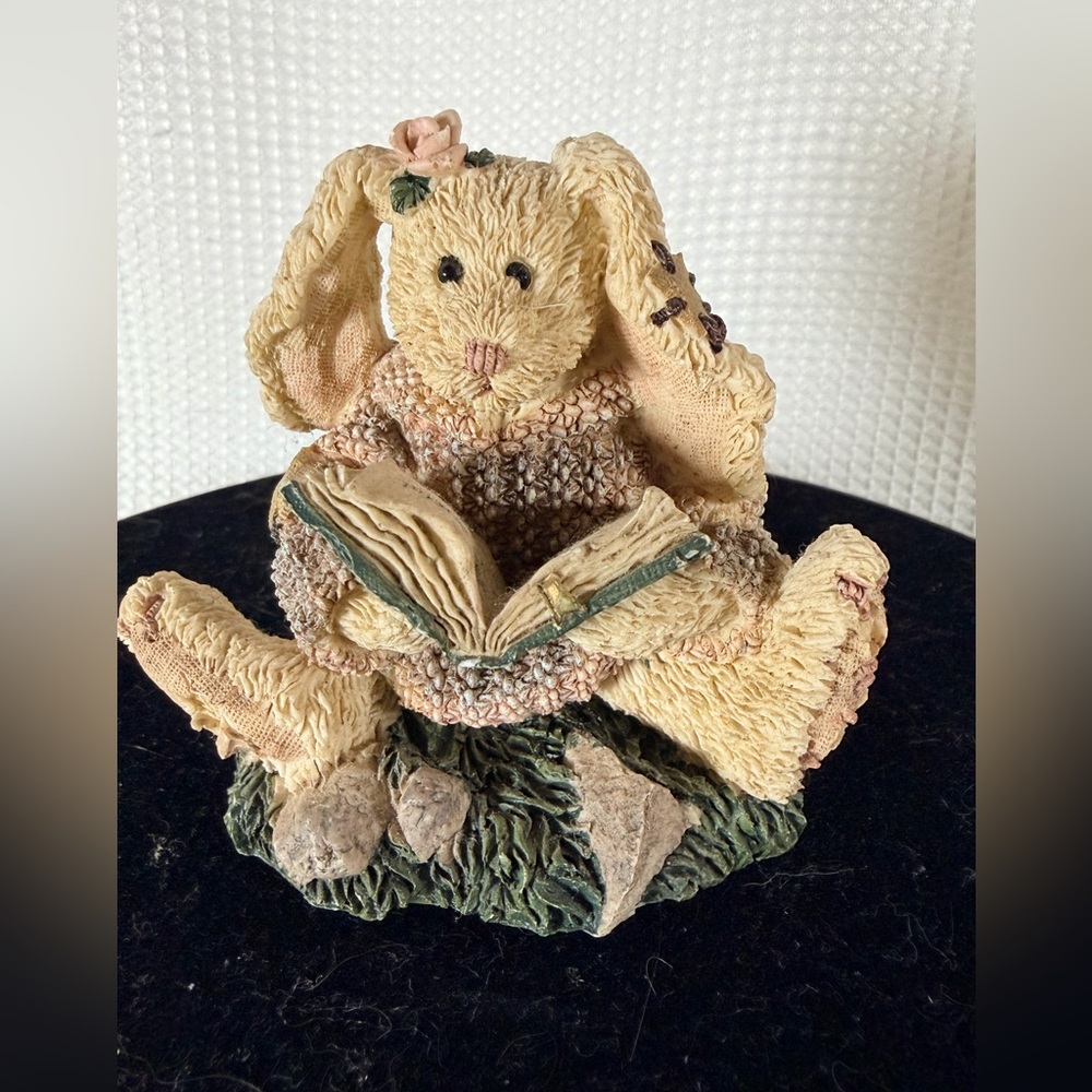 Vintage Boyds Bears Cream and Green Bunny Figurine